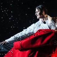 «Шинель»: бумажный снег над Театром Гоголя…